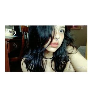 Meet your Posher, Kay